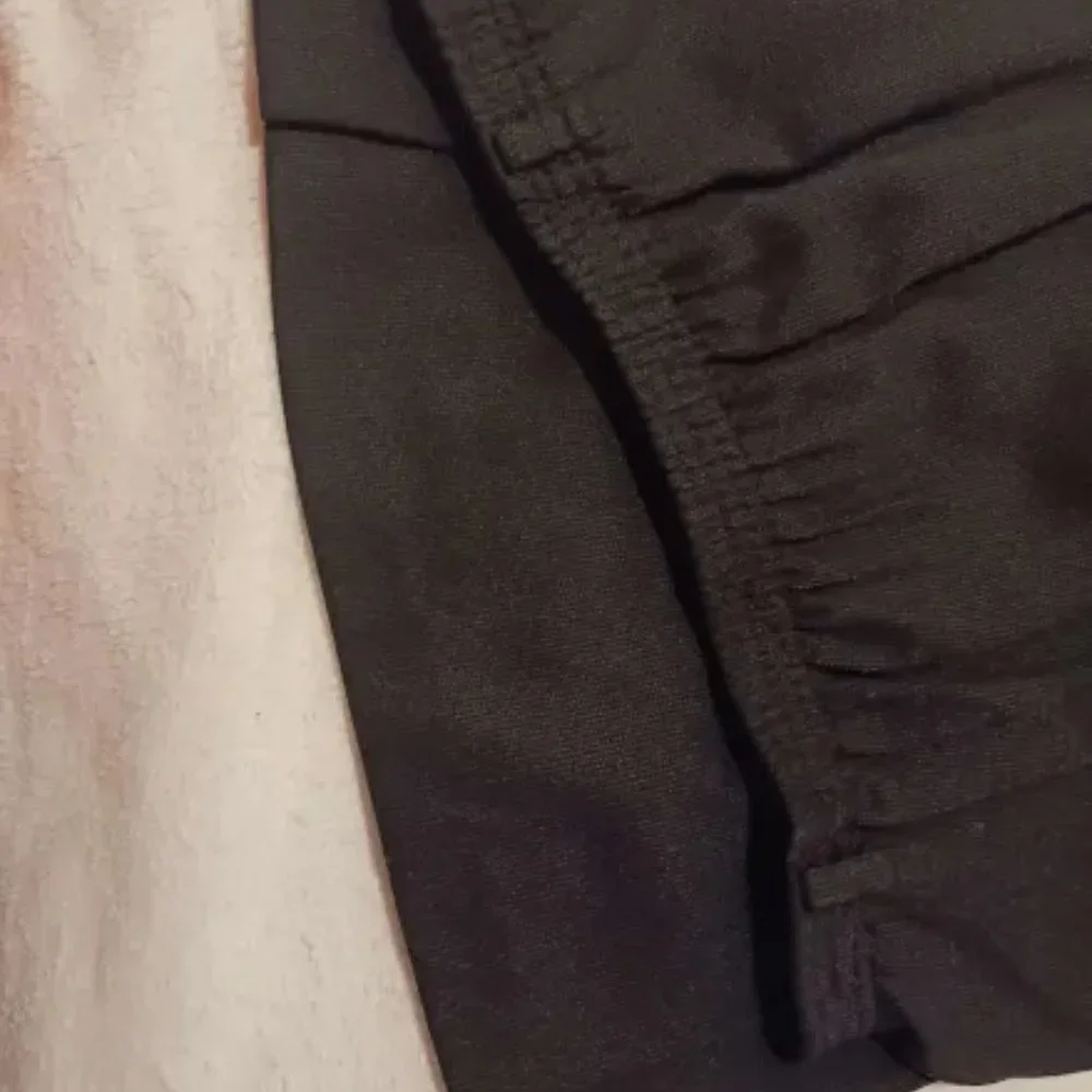 Skirt - Picture 3 of 5